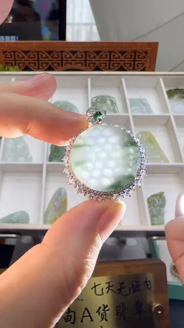 【闪购商品】翡翠挂件银S925镶嵌A货翡翠多样性