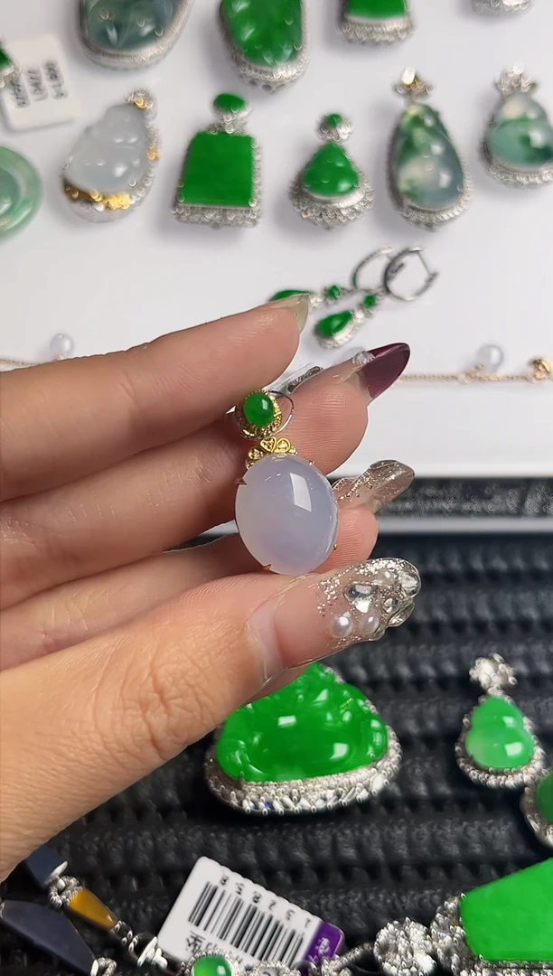 【闪购商品】翡翠吊坠(不含链)18K金镶嵌4154  