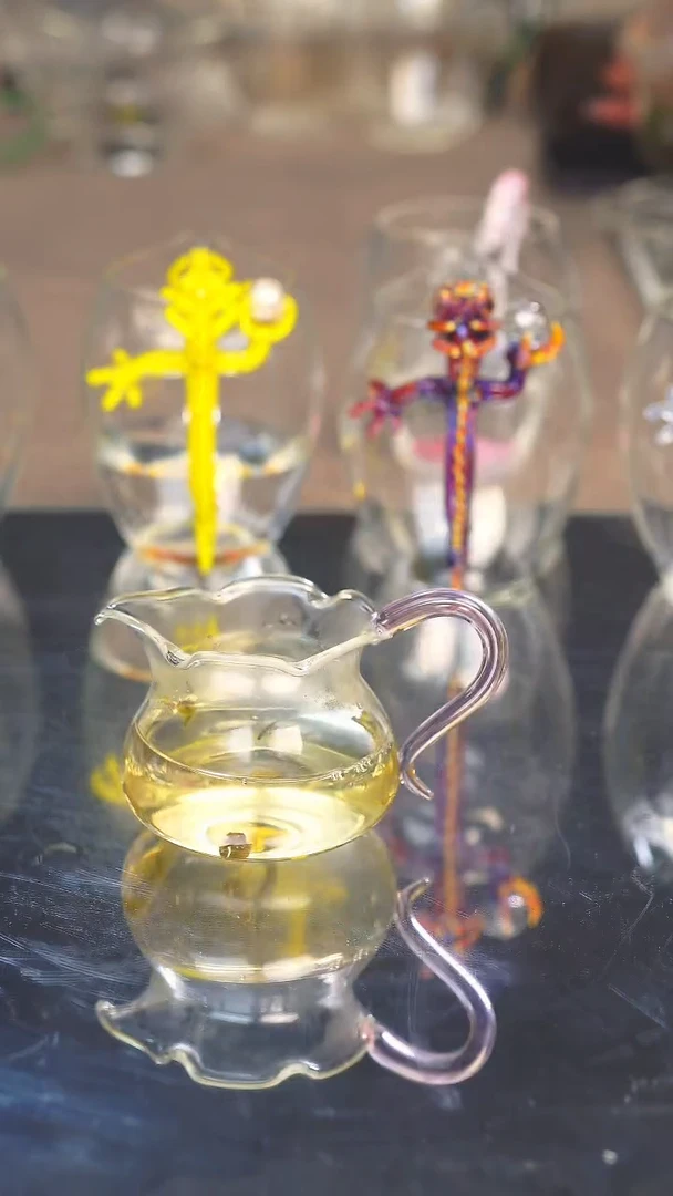 晶焱花苞粉色公道杯