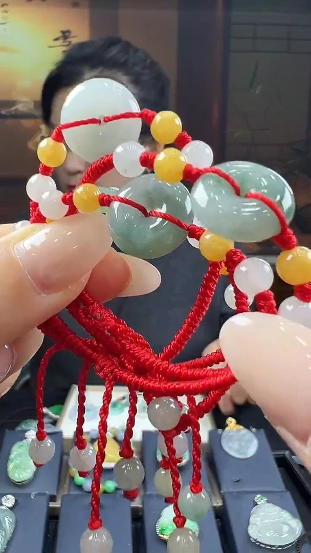 未镶嵌挂件翡翠儿童手绳（多样性发其一）