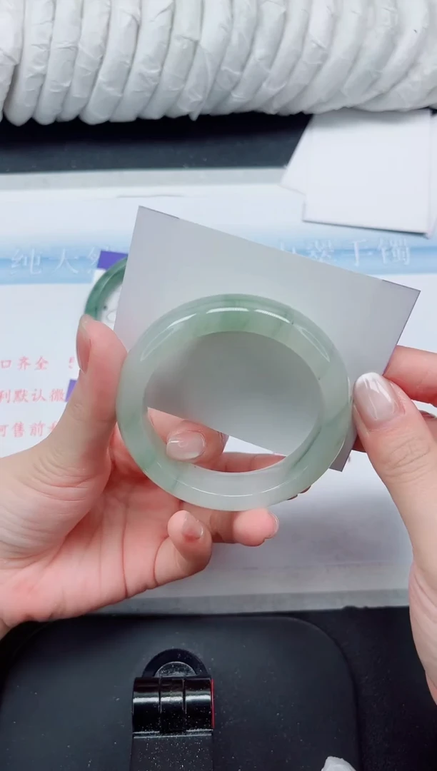 【闪购商品】石英质玉手镯未镶嵌257#53.8