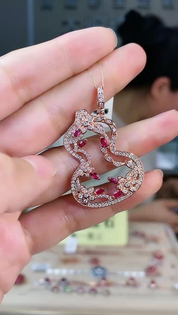 【闪购商品】红宝石颈饰银S925镶嵌颈饰