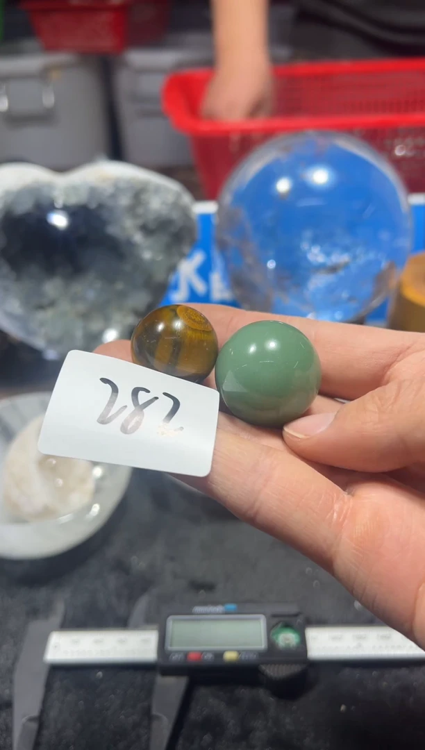 未镶嵌珠宝半成品水晶282