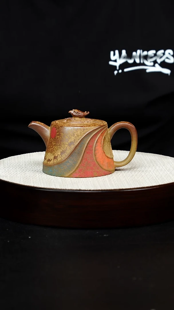 茶壶紫砂宜兴原矿手工紫砂 彩绘汉铎 黄金段