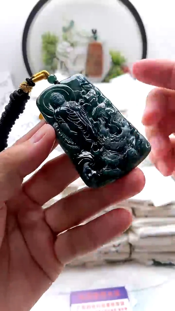 颈饰未镶嵌翡翠阿弥陀佛