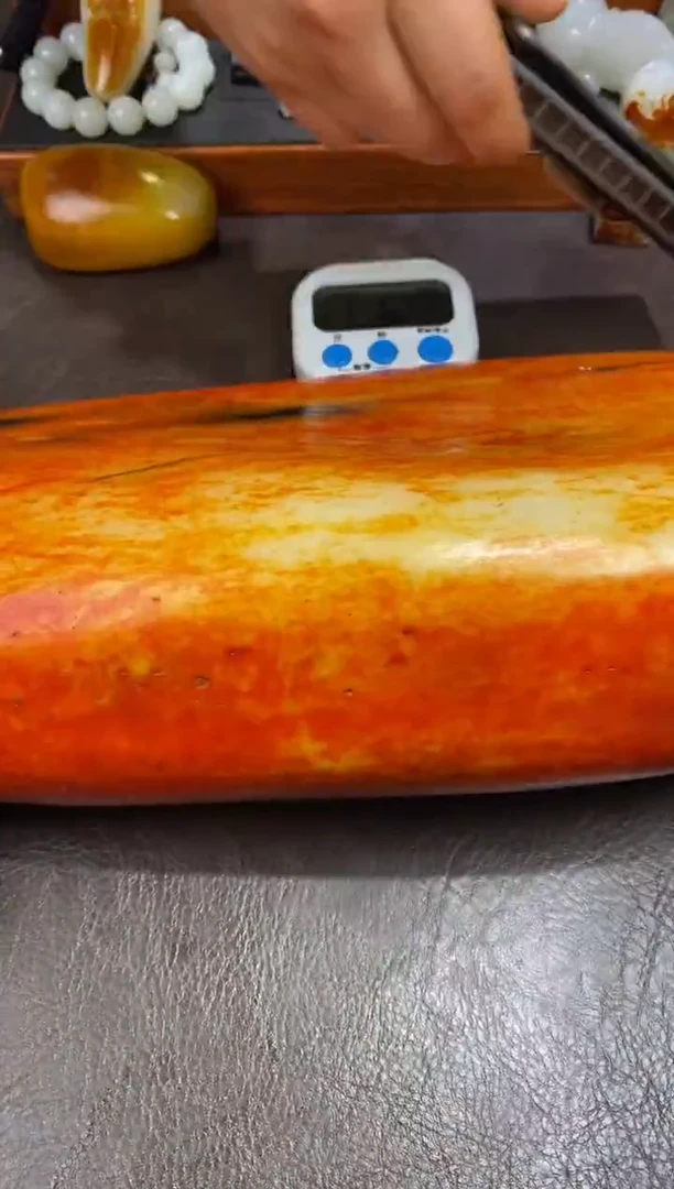 未镶嵌和田玉摆件刘***…和田玉