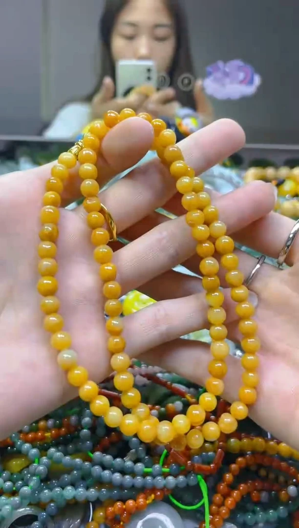 翡翠未镶嵌颈饰6MM/N/翡翠A货，一件也A是批发价