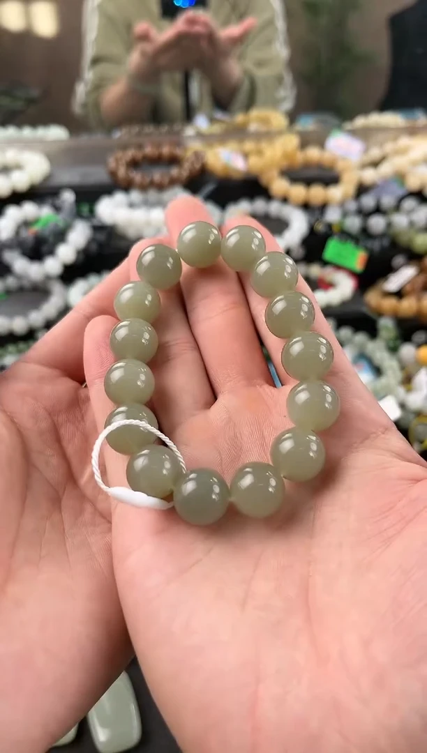 【闪购商品】和田玉手串未镶嵌且末青白手串卡14微色差