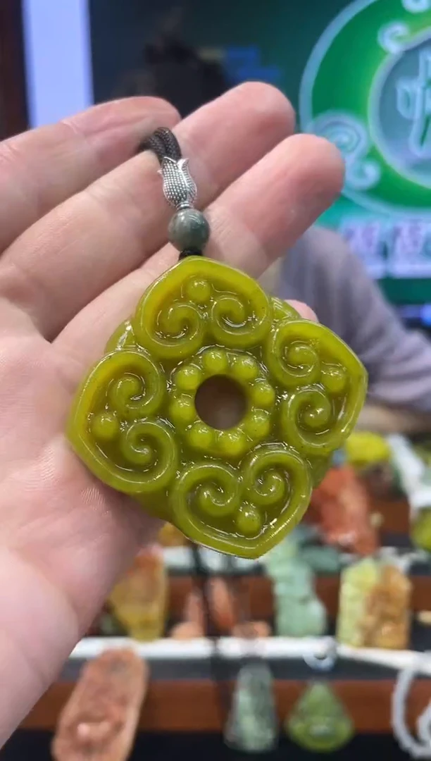 【闪购商品】岫玉吊坠未镶嵌·多样性发货*拍一发一