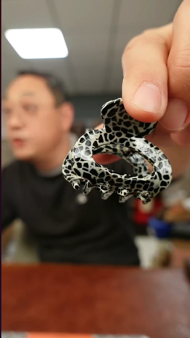 非金属布艺抓夹        小