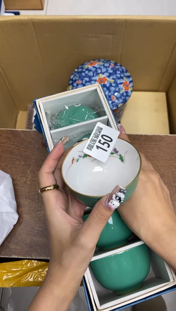 瓷片隆莲瓷器欢迎大家