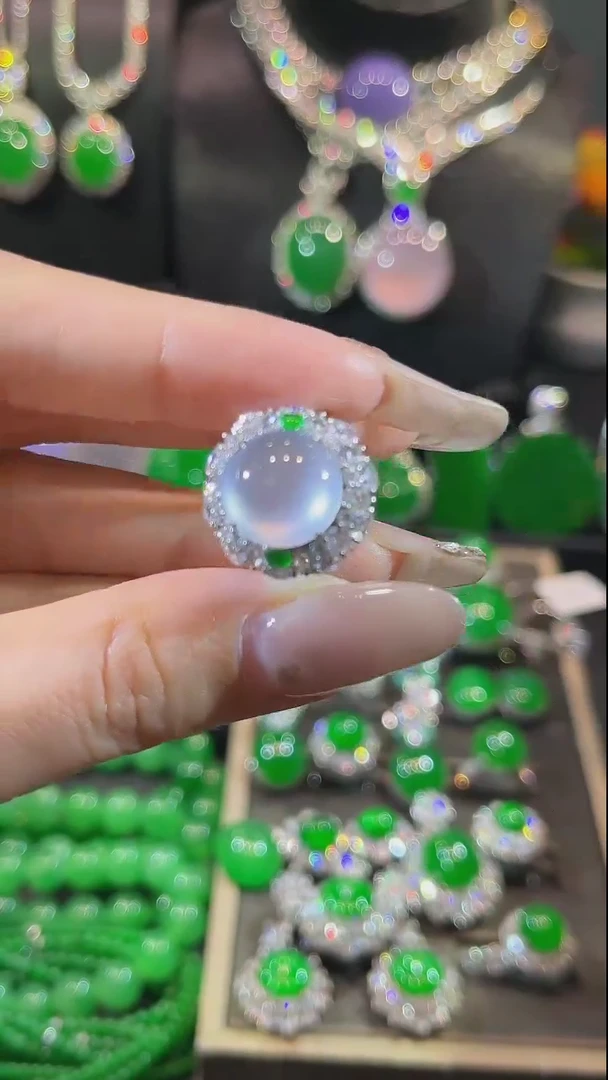 【闪购商品】翡翠戒指18K金镶嵌戒指