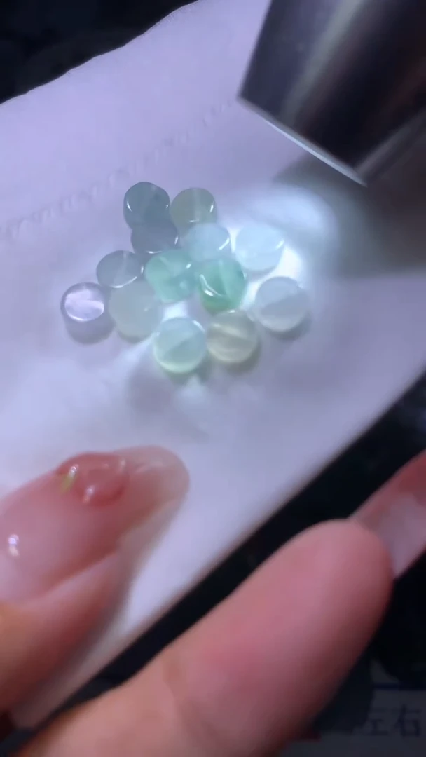 翡翠未镶嵌颈饰?*运MXX029795