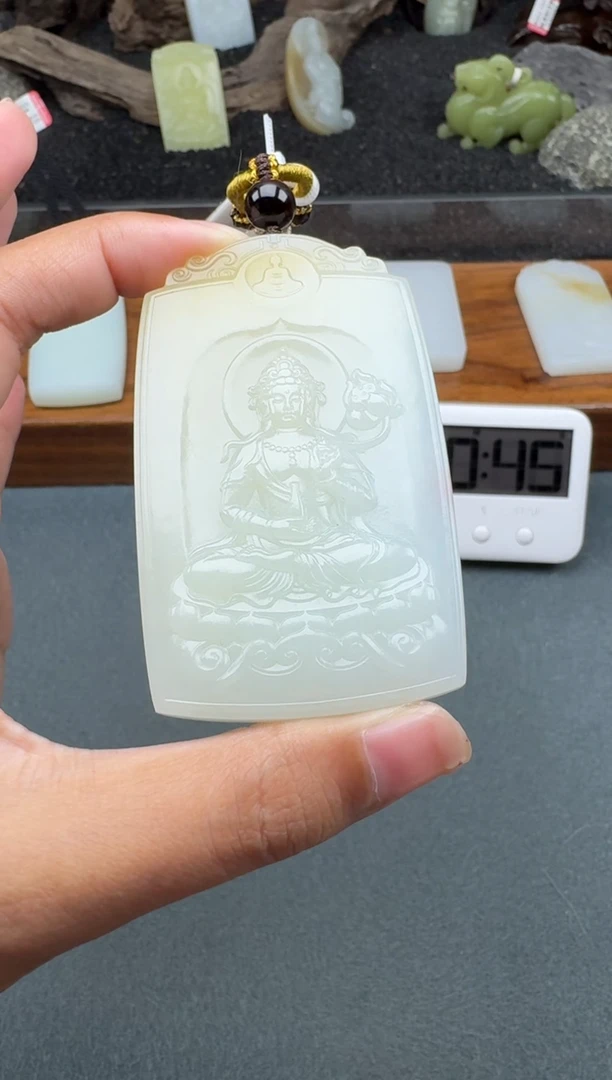 颈饰未镶嵌和田玉1