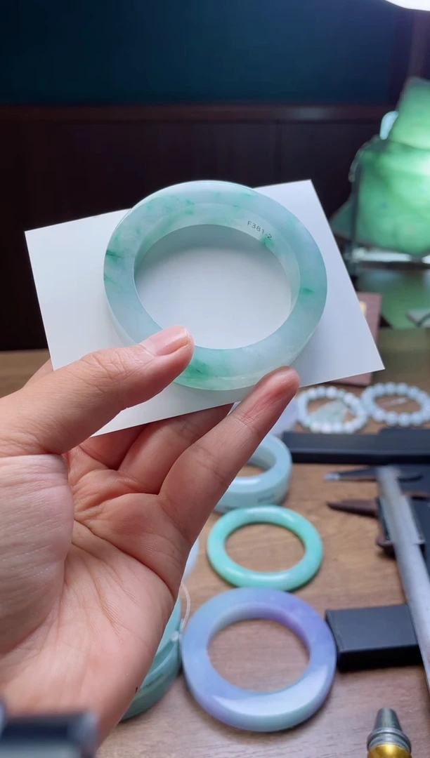 定制翡翠手镯未镶嵌欢**x定制