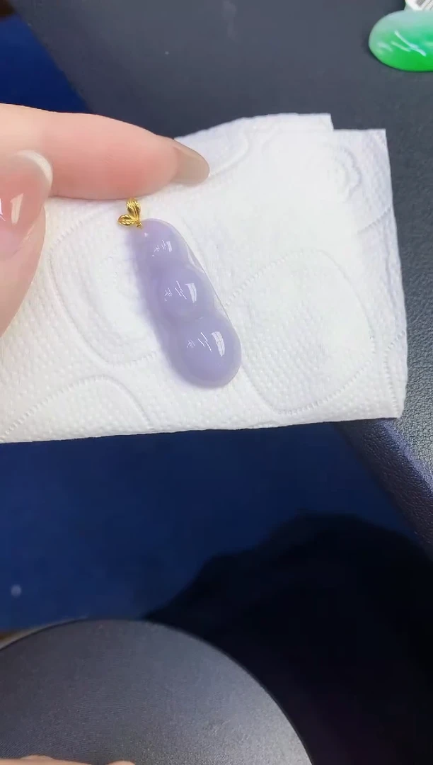 颈饰18K金镶嵌翡翠缅甸天然翡翠A货