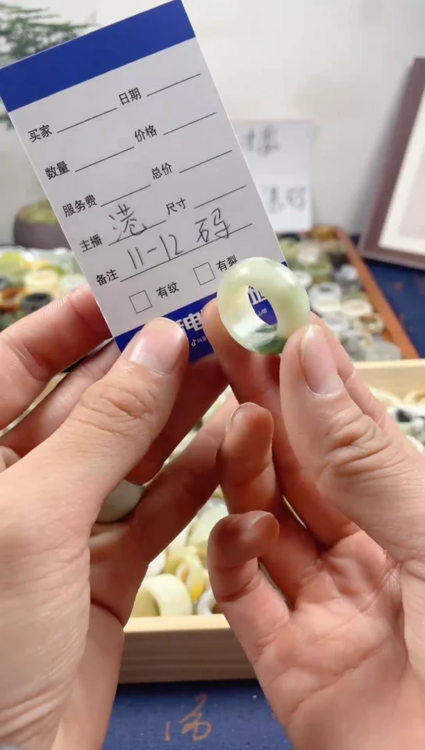 未镶嵌蛇纹石玉戒圈36