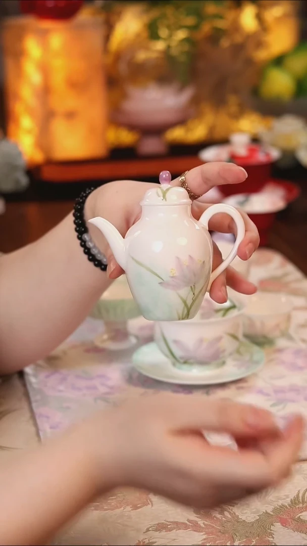 粉黛梦兰茶壶 哈哈哈