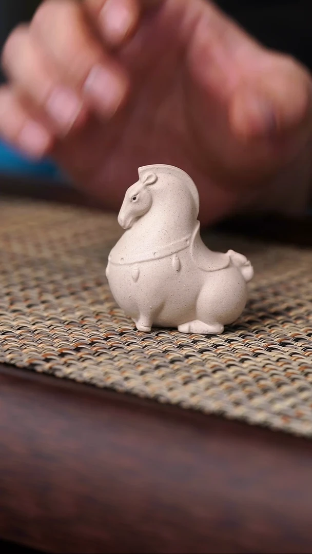 原矿茶宠 白泥唐马