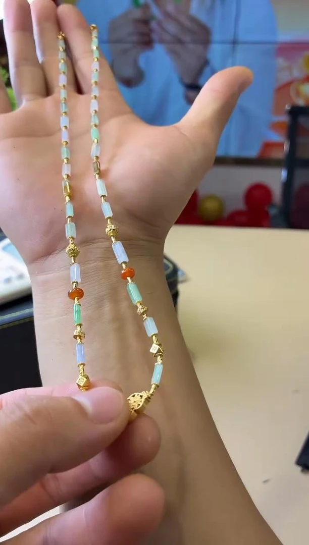 「8.4-一哥精选款」天然翡翠项链/CYX003