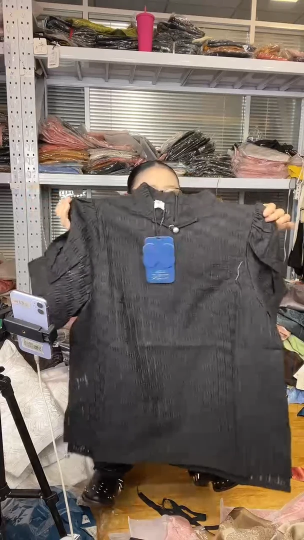 半袖  XL码   105-115斤斤