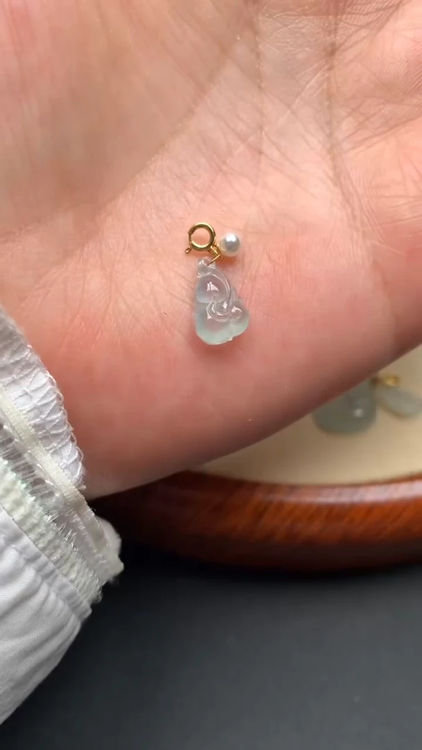 【闪购商品】翡翠颈饰18K金镶嵌翡翠镶嵌如意