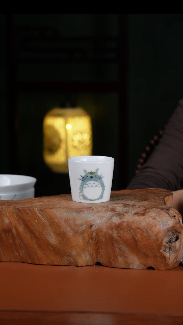 陶瓷景德镇高温釉中彩猪口杯直径7高6.5
