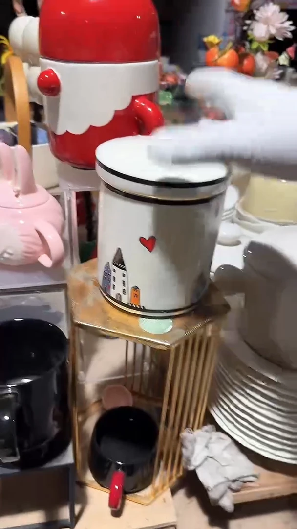 陶瓷带盖罐子微瑕 凑满20元包邮