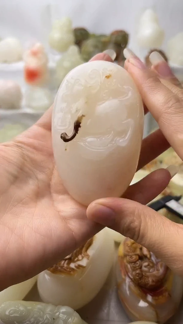 石材方解石手把件不退换狗微瑕