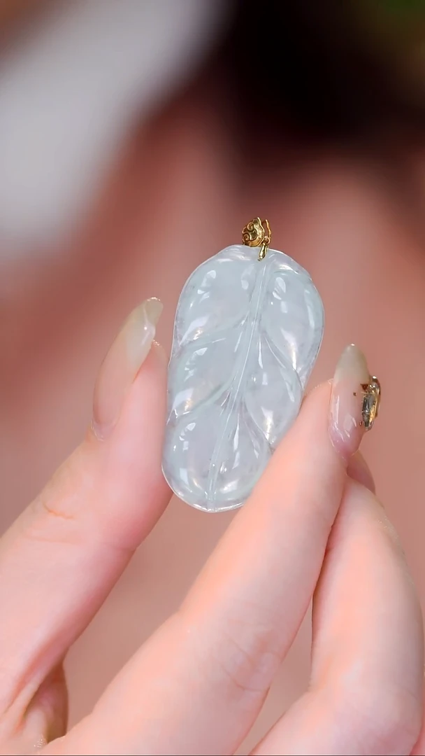 吊坠(不含链)18K金镶嵌翡翠58