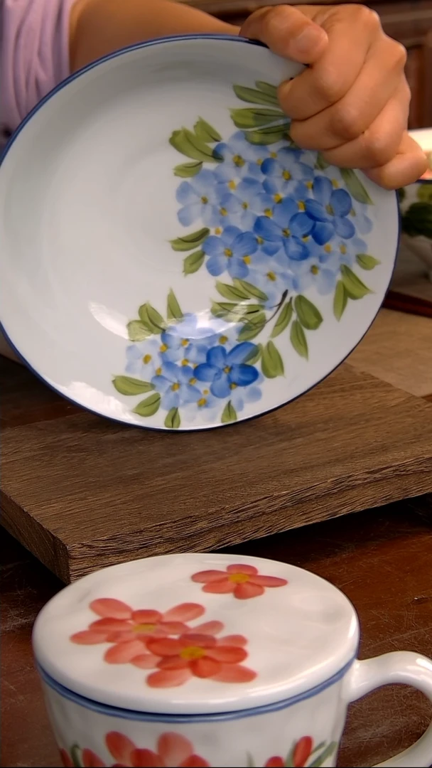 瓷片高白8英寸葫芦盘-蓝绣球