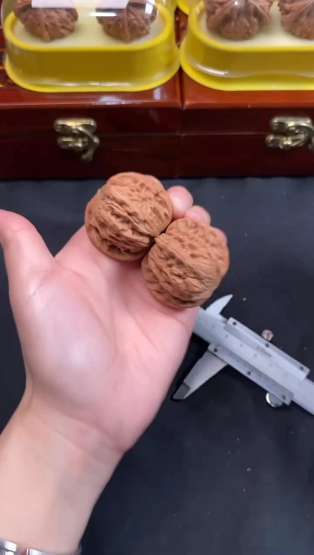 把件文玩核桃磨盘40尺w303