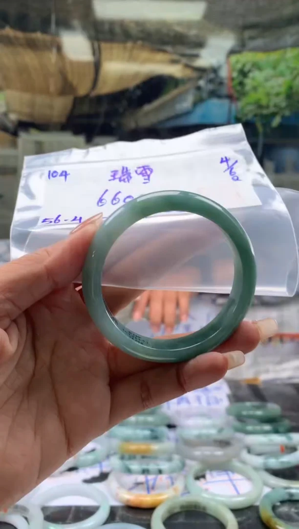 翡翠手镯未镶嵌翡翠手镯 下单联系小耳机#104