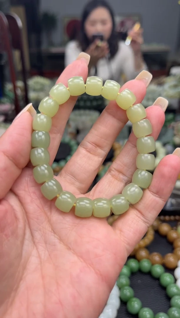 【闪购商品】和田玉手串未镶嵌新疆若羌黄口卡10