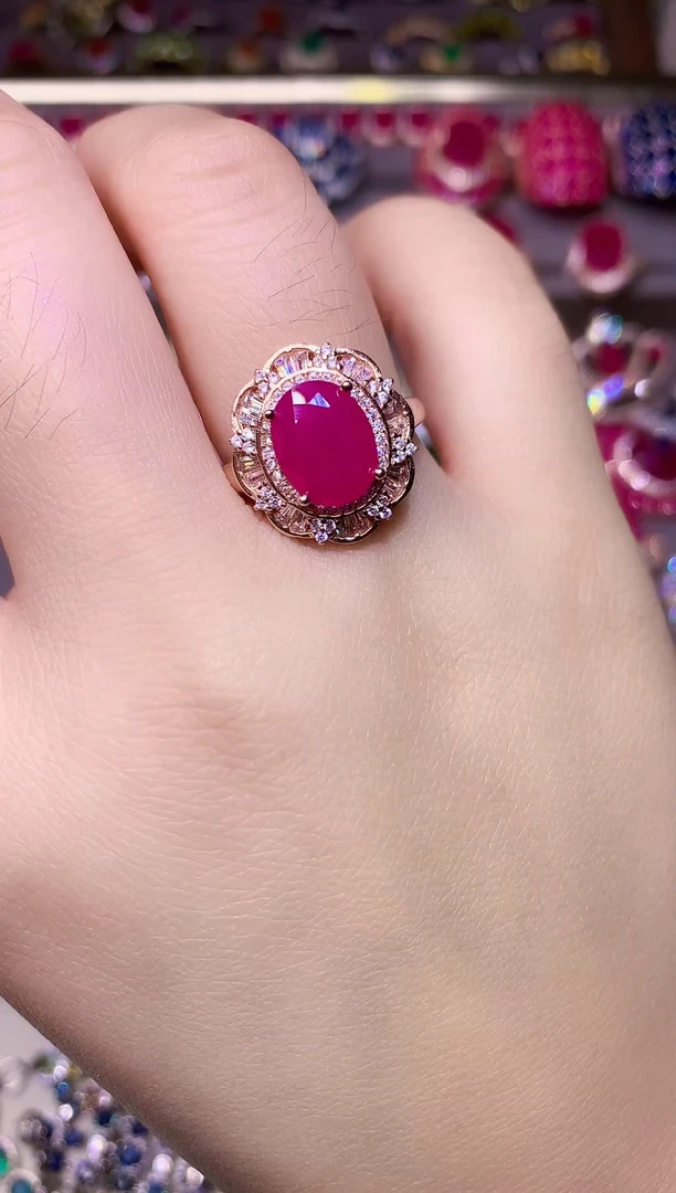 银S925镶嵌戒指红宝石....