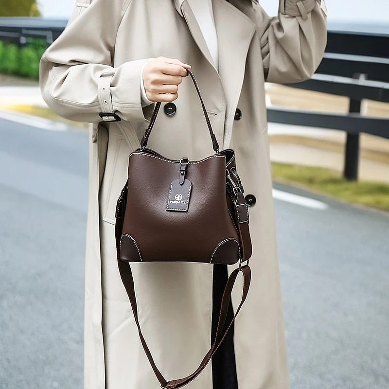 秋冬高级质感包包女士水桶包包2025新款时尚百搭轻奢大容量单肩包