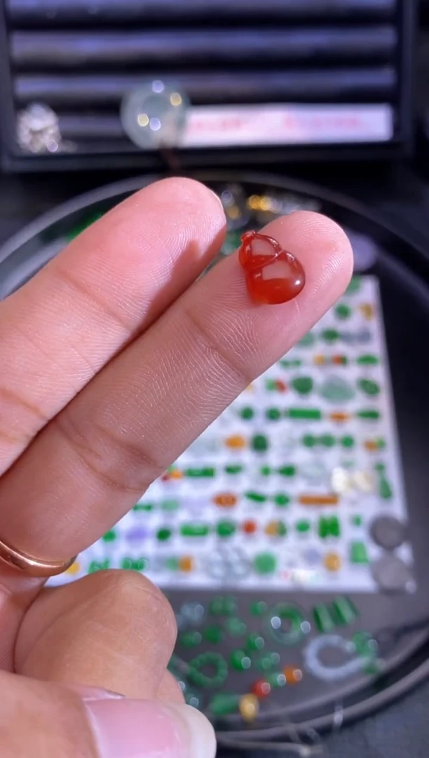 未镶嵌挂件翡翠葫芦