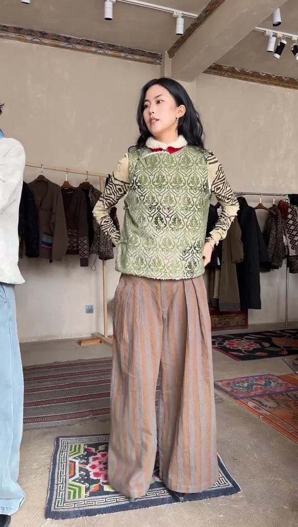 KWC26AW绿色提花马甲S