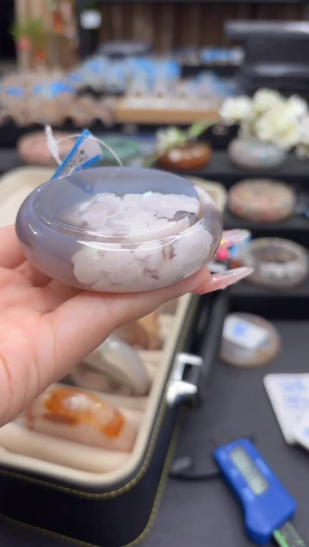 未镶嵌手镯石英质玉52(56圈赠送镯心)