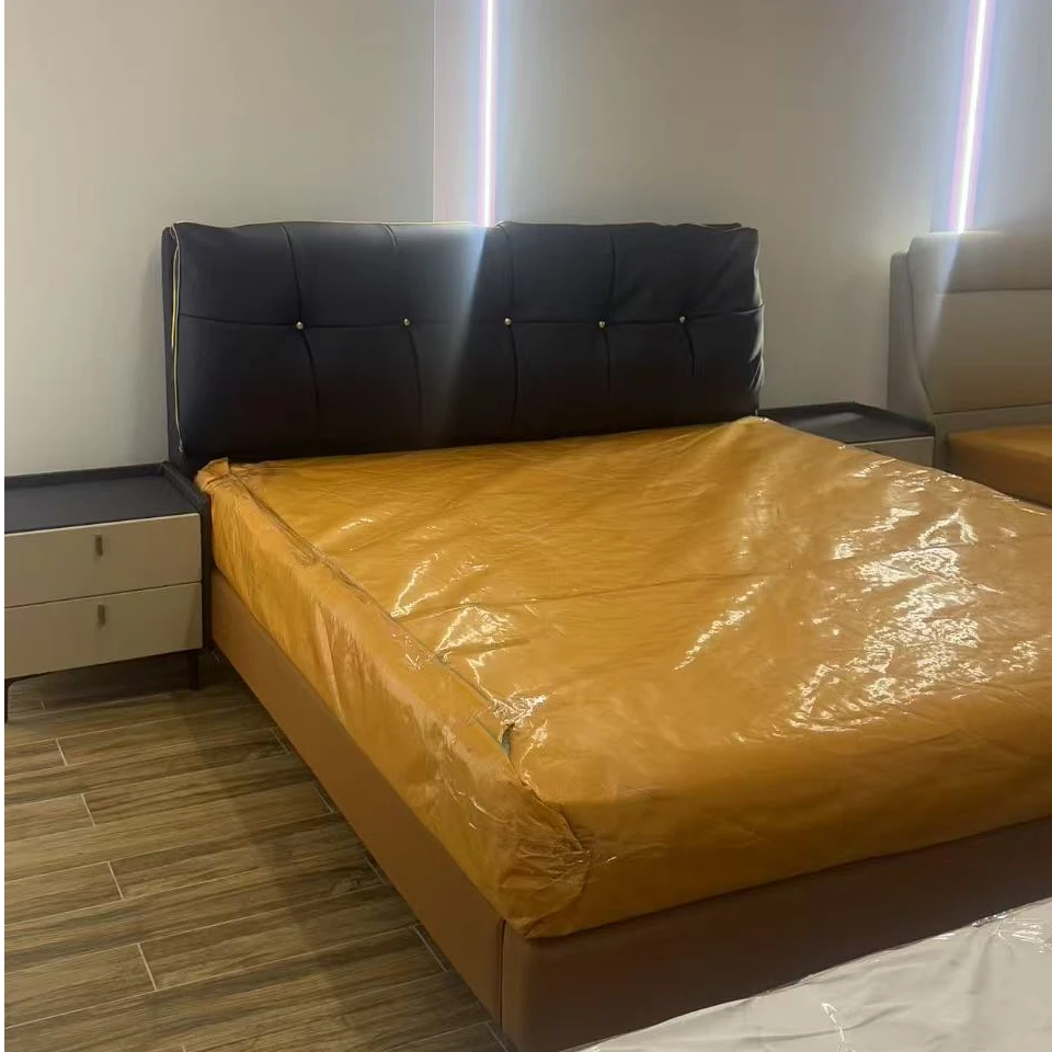 现代头层牛皮轻奢意式极简皮床