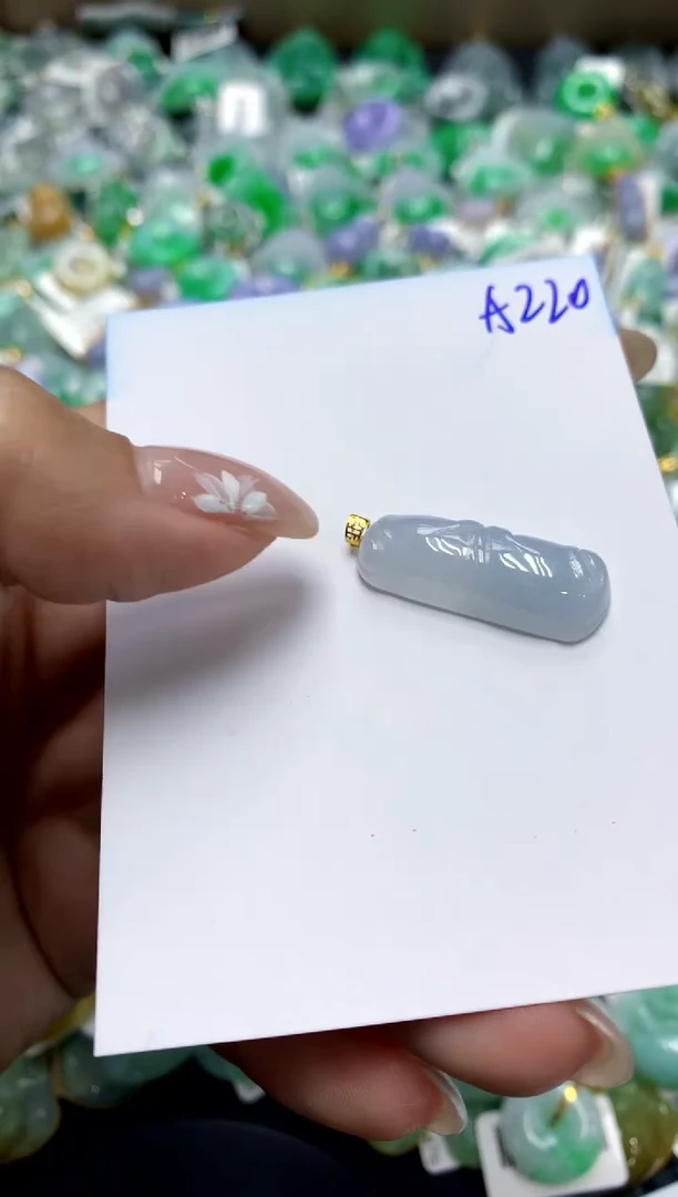 【闪购商品】翡翠颈饰18K金镶嵌111111111111111111