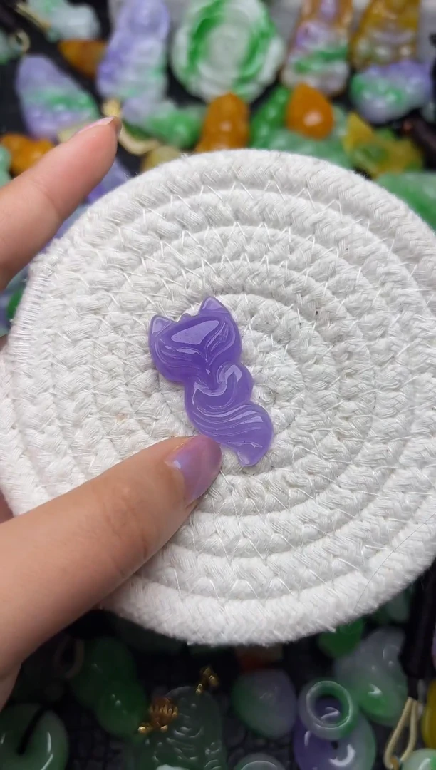 颈饰未镶嵌翡翠缅甸翡翠吊坠