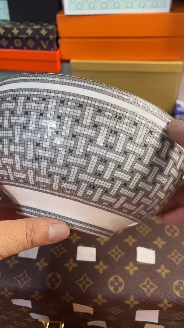 杯鸿辉家品牌瓷器，京东包邮！