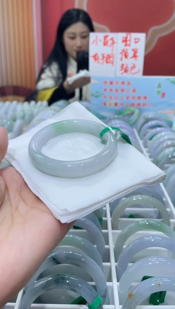 【闪购商品】翡翠手镯未镶嵌0000006287