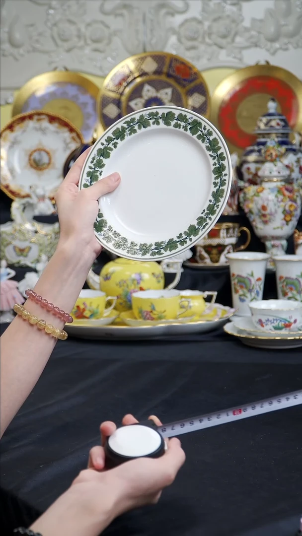 骨瓷婷婷中古器物如图所示61