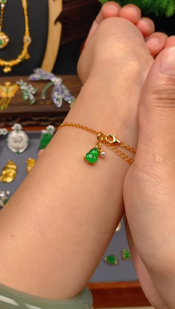 【闪购商品】翡翠吊坠(不含链)银S925镶嵌葫芦万能扣