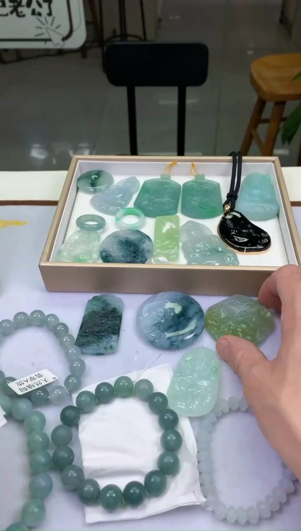 未镶嵌定制翡翠多***个111