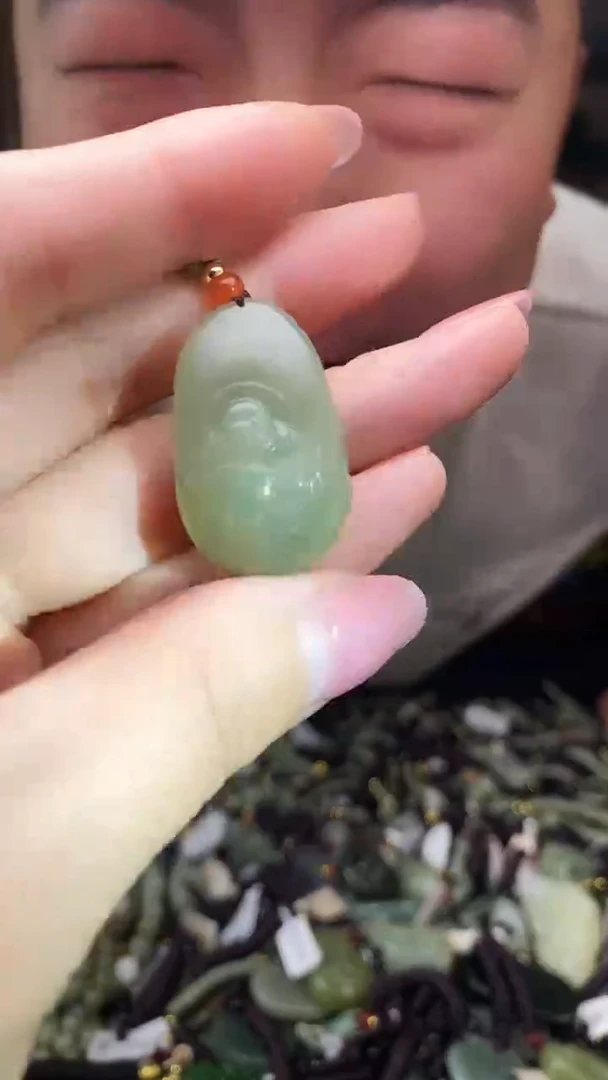 颈饰未镶嵌和田玉多样性发货，拍一发一