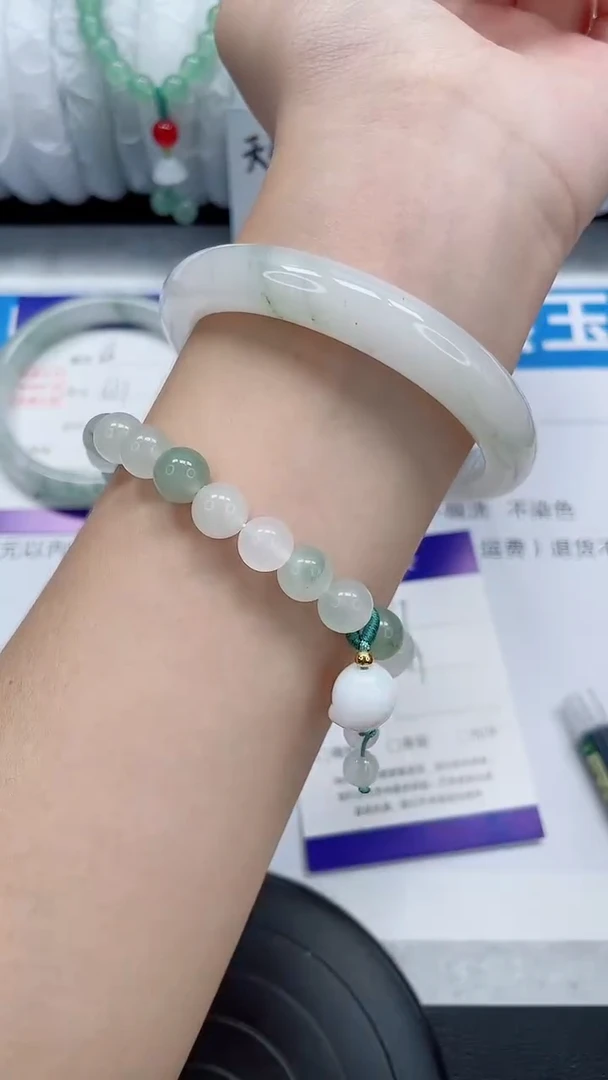 未镶嵌手镯石英质玉67-59/60