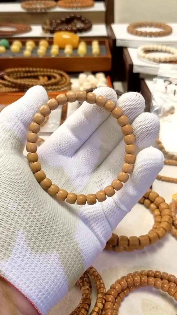 【闪购商品】橄榄核手串7.2树王老型核尖手串（无暇）